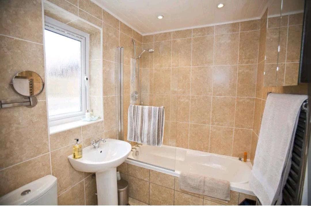Cosy Little Home Just Outside York City Walls Экстерьер фото