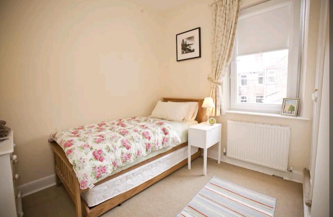 Cosy Little Home Just Outside York City Walls Экстерьер фото